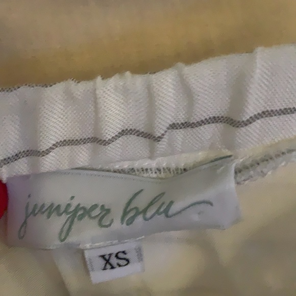 Women’s grey and white striped romper - Picture 5 of 6